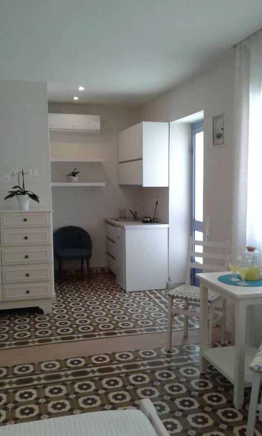 White Rose Apartment Ханя Екстериор снимка